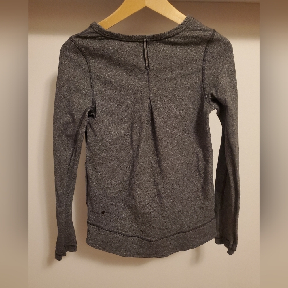 Lululemon Exhalation Pullover II. Heathered grey. Size 2. - Picture 5 of 12